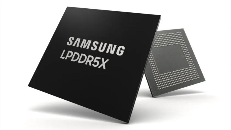 Samsung нарастит производство оперативной памяти на 15 % — ради Apple и других клиентов