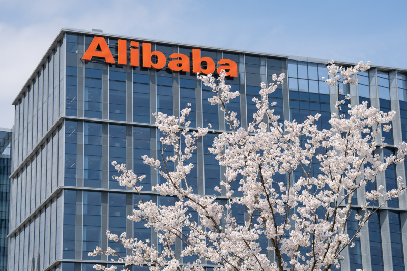 Alibaba Cloud обратилась к ИИ, чтобы реже обращаться к ИИ