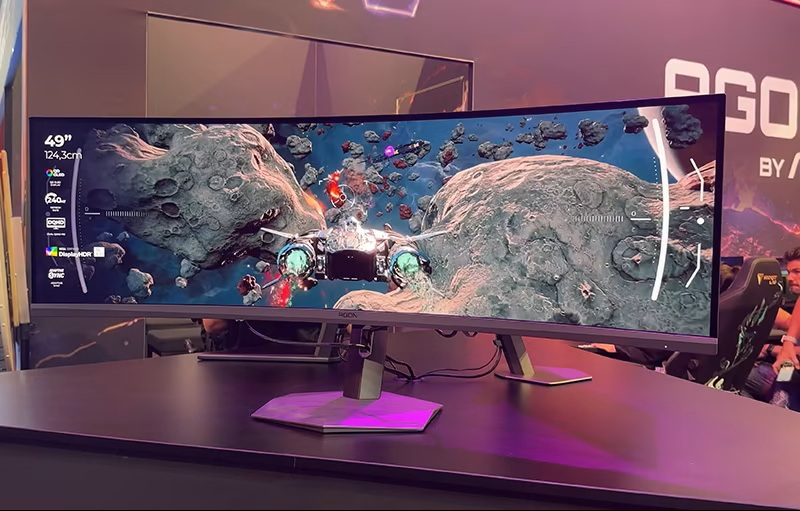 AOC показала широкоформатный QD-OLED-монитор с диагональю 48,9 дюйма и второй поменьше