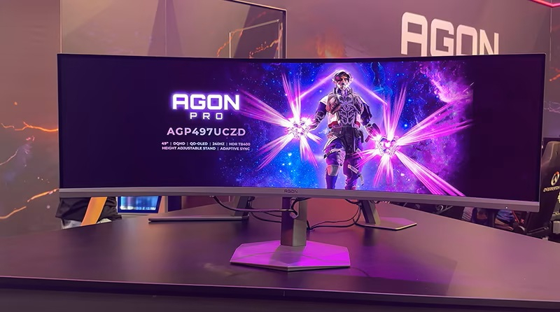AOC показала широкоформатный QD-OLED-монитор с диагональю 48,9 дюйма и второй поменьше