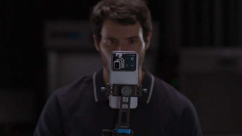Honor представила Robot Phone с двумя 200-Мп камерами, одна из которых на роботизированном подвесе