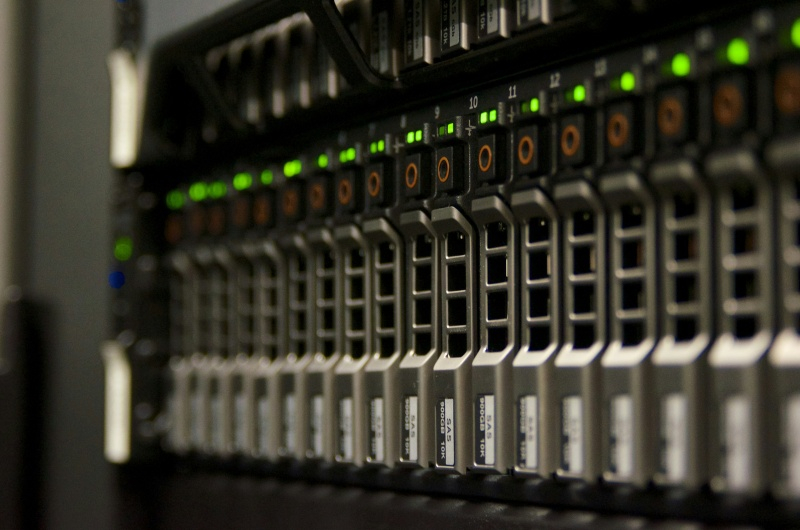 Средняя цена корпоративного 30-Тбайт SSD за год выросла почти в семь раз и достигла 600