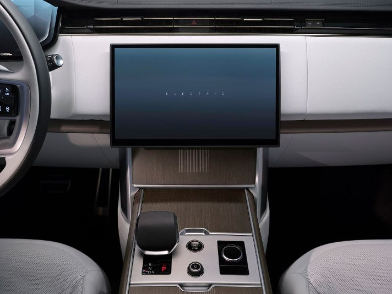 Электрический внедорожник Range Rover Electric наконец поступит в продажу после двухлетней задержки