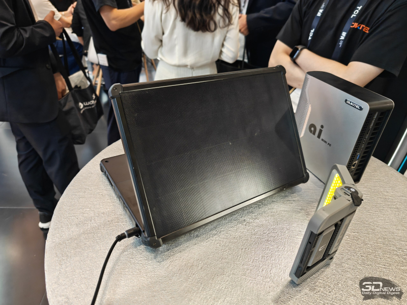 Представлен защищённый ноутбук Oukitel RG14-P с солнечной батареей в крышке