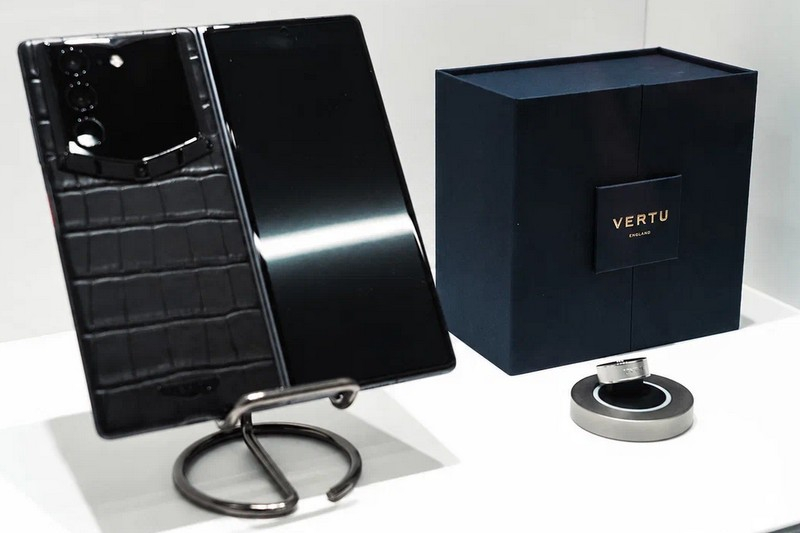 restore: открыл корнер Vertu в Москве — цены на смартфоны начинаются от 560 тыс. рублей