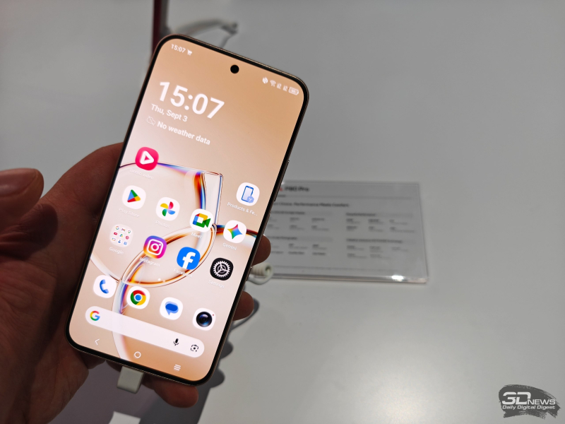 TCL выпустила P80 Ultra — первый смартфон с технологией Nxtpaper и OLED-экраном